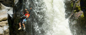 Comment se préparer pour une journée canyoning: conseils, équipements